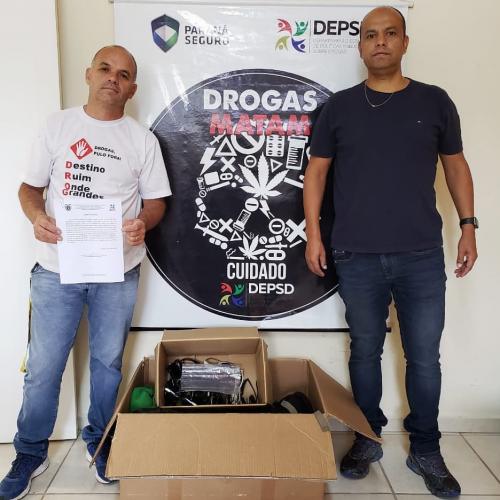 Doação para Comunidade Terapêutica de Quitandinha.