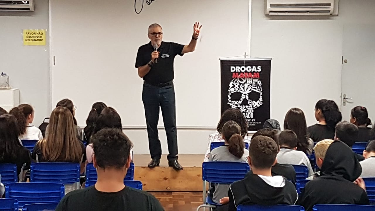 Colégio Estadual Roberto Langer Júnior - Curitiba - 12/03/2020