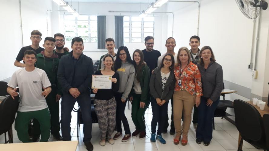 Entrega de certificado para o Colégio SESI - 1º Lugar Escola Privada