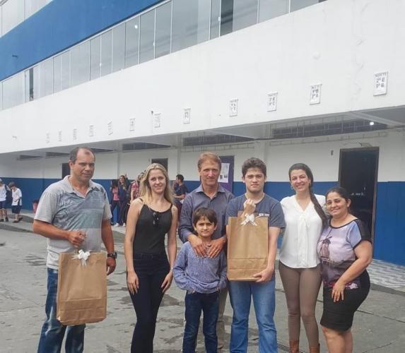 Entrega de Premiação ao Colégio Estadual Gabriel de Lara - Matinhos/PR