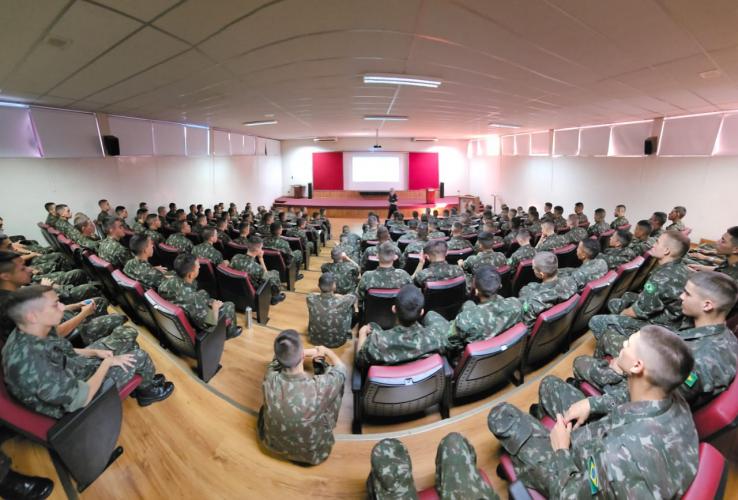 PALESTRAS DE PREVENÇÃO AO USO DE DROGAS