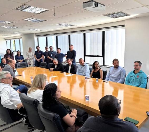 CEPSD presente na assinatura de novos convênios do Governo do Paraná para ampliação do acolhimento de pessoas com dependência química.