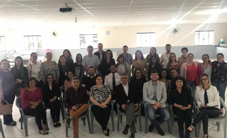 Reunião no CIS Ponta Grossa