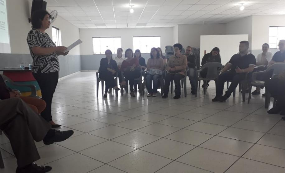 Reunião no CIS Ponta Grossa